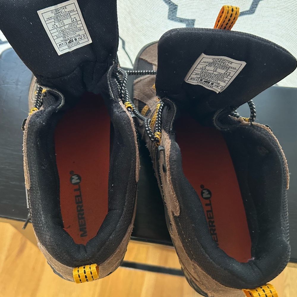 Merrell Brown and Black Men's Shoes - Picture 5 of 8
